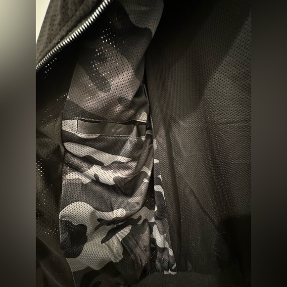 ZARA Hoodie Jacket - Picture 7 of 7